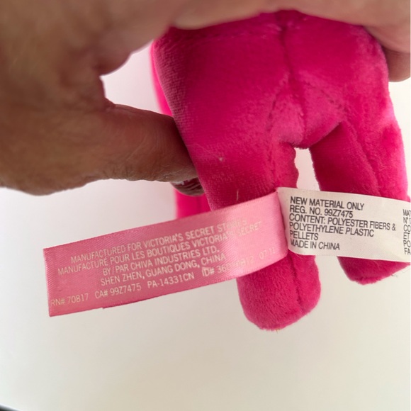 PINK VICTORIAS SECRET PLUSH VELVET PINK DOG NWT - Picture 7 of 14